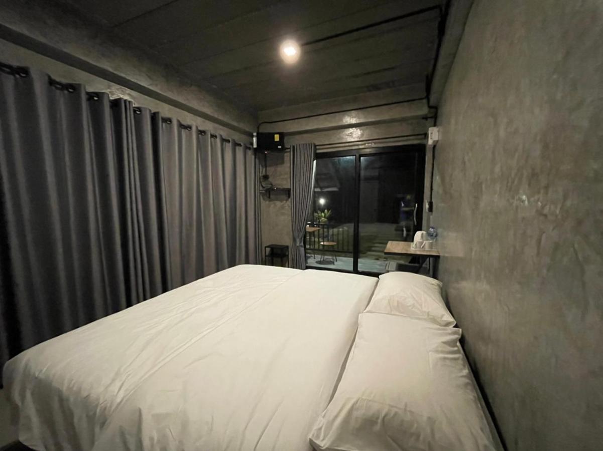 Por Sampao Camp&Resort Ban Pha Saeng Lang Exteriör bild